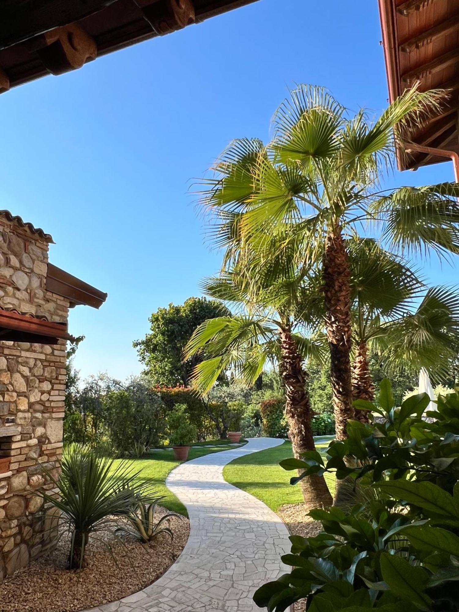 Villa Mario Resort Salo Ngoại thất bức ảnh