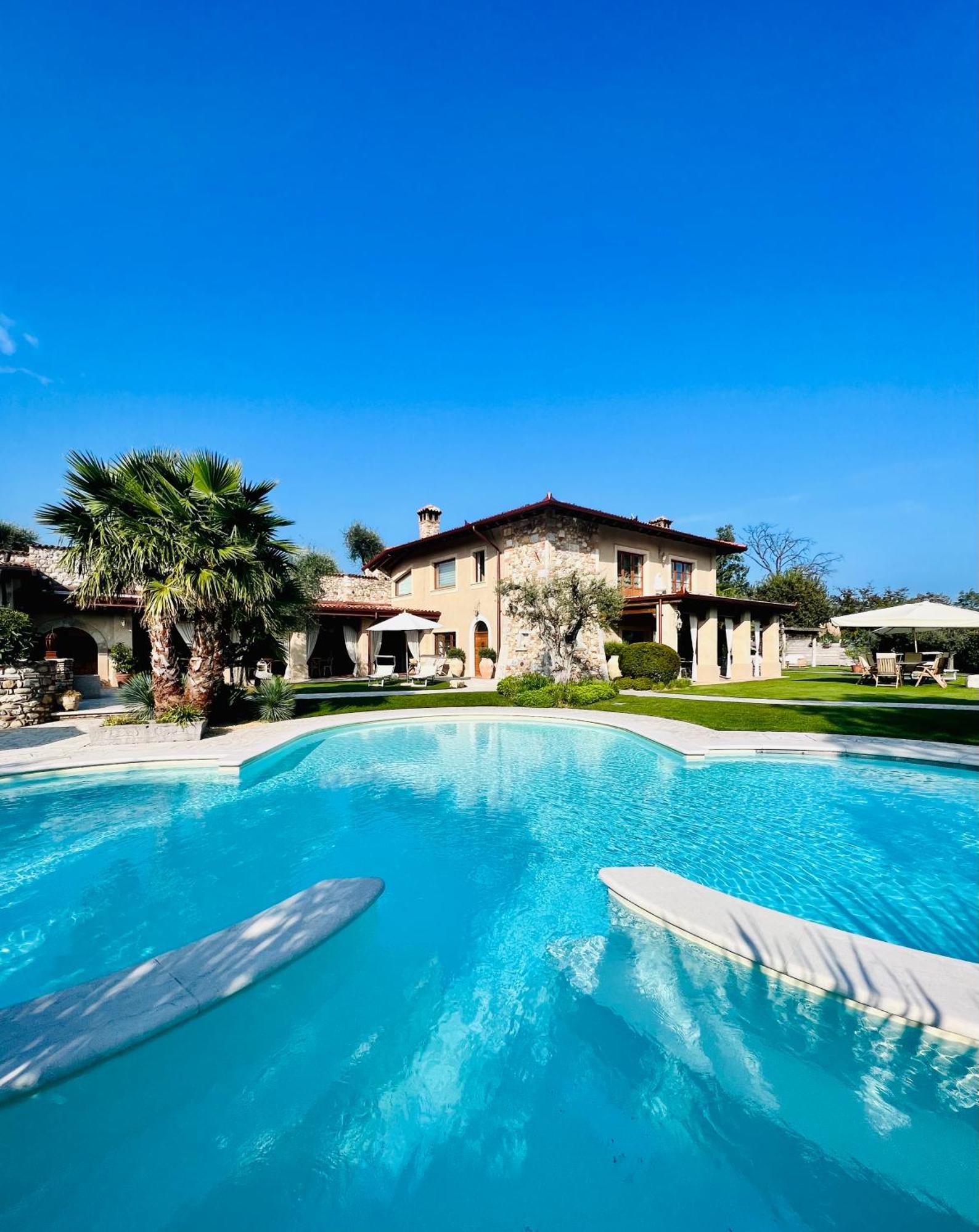 Villa Mario Resort Salo Ngoại thất bức ảnh